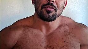 bodybuilder measures his cock to prove he's not small