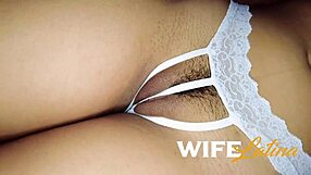 esposa gostosa sentou na pica com o cuzinho e levou porra na boca em cowgirl hardcore.