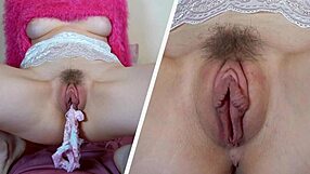 Nevlastná sestra dráždi svoju opuchnutú piču prstami a nohavičkami, až k silnému orgazmu