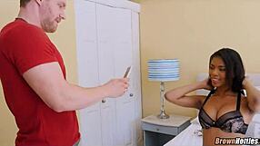 black hottie ebony amateur babe