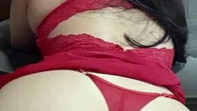 Damn! Mamãe Noel Cavala Takes Huge Cock in Tight Ass