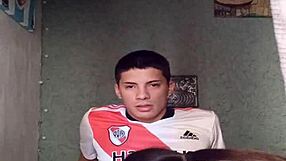 Futbolista Es Masturbado Y Tragado Con La Boca