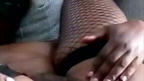 Look at that juicy ebony pussy!