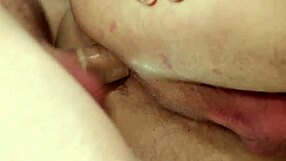 A gay amateur performs a blowjob on a muscular bodybuilder