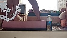 Kazakh Couple Fucks Pussy in Home Video!