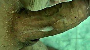 Gozando Gostoso No Banho