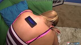 super hot blonde enjoys a casual chat