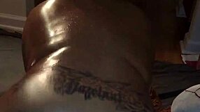 Hazelnutxxx Shows Off Her Big Ebony Ass and Nerdy Milf Charm!