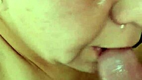 ivana mamando 3 amateurs blowjob