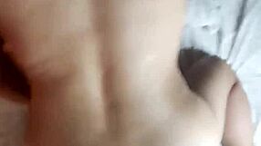 let my friend do anal sex to me, feels so delicious!