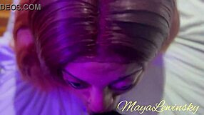 Vadia Ebony Madura Chupa e Deepthroat Pau Preto Grande