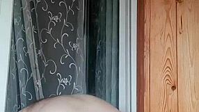 Russian gay man takes hot anal sex!