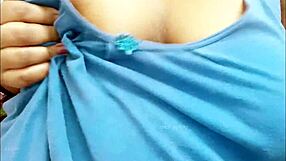 Big boobs asian sexy milf on display!