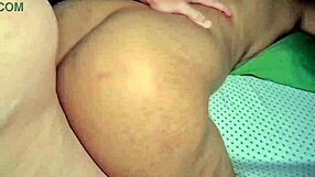 Nao Resisti Gozei Dentro Da Novinha Sem Camisinha Dificil Nao Gosar Com Essa Rabuda Implorando Pra Gosar Dentro Da Minha Cachorra