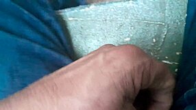 gay brasileiro masturbating in the woods