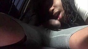 Estoy destrozado por esta follada de garganta hardcore en público!