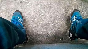 gay brasileiro masturbating in the woods