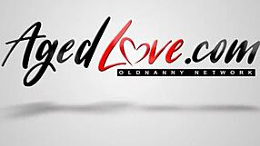 丰满熟女红发享受与AgedLove的硬核直男性爱