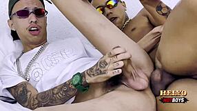 dei o rabo pro parceiro na mansão carioca