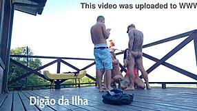 I can’t believe how hot this Suruba banging is on the sacada!