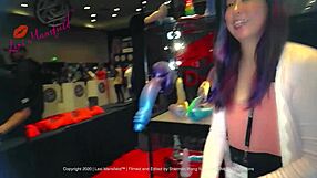 Walk Avn Expo 2020 With Lexi Mansfield