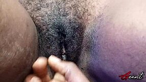 Girlfriend Orders Pussy Play Session