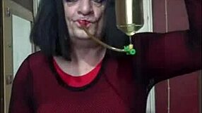 Bisexual crossdresser shyly fills himself up in homemade scene