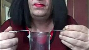 Bisexual crossdresser shyly fills himself up in homemade scene