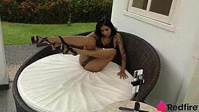 I’m Obsessed with Ninfeta Blogueirinha Diana Stars Riding Bareback to Orgasm