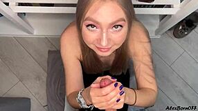 Amelie dubon gave me an amazing handjob until i came