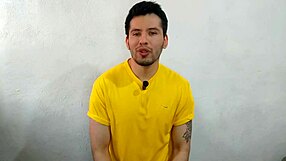 Does this 21cm twink penetrate the taco seller bareback in the sauce warehouse?