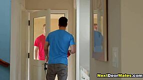 College roommates host gay bareback orgy with gym buddies