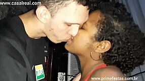 Yo, watch this novinho bang a curvy black babe without a condom!