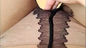 DepravedMinx achieves orgasm through her tight pantyhose.