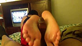want to see my black feet toes giving a footjob cumshot on saturday?
