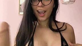 Rich wanking on cam session