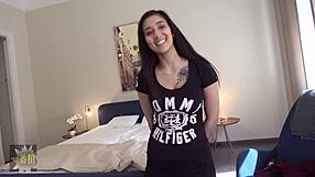 Darsia slim natural big tits creampie