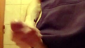 Nineteen Year Old Twinks in Gay Encounters