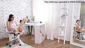 Old Goes Young Slim Babe Spices Boring Lesson