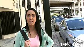 18歳美女サブリナ・バンクスがお金でハードファック！激しい現金セックス