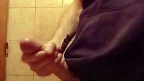 Nineteen Year Old Twinks in Gay Encounters