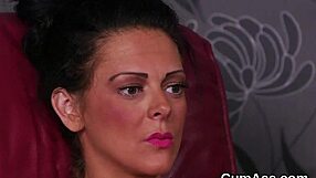 这个狐狸精脸上得到大量射精，全吞了