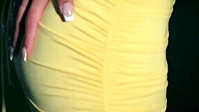 Hottie Avery Craves Deep Anal But Starts With Blowjob