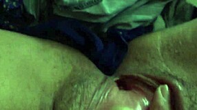 hairy pussy enjoys wet massage 😏