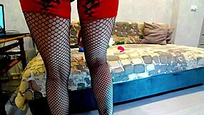 Stretching My Ass Online!