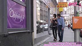 Deutsche nutte heads with client to a porn cinema