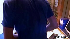 Notgeile Milf Chefin Seduces Young Azubi for Hardcore Blowjob at Work