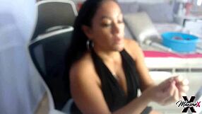 Can maxine x handle a 24-inch dildo all alone?