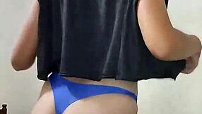 Latina Babe Shows Off Her Big Ass