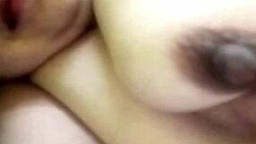 Fat MILF SHOWS TITS and VAGINA on Video Call